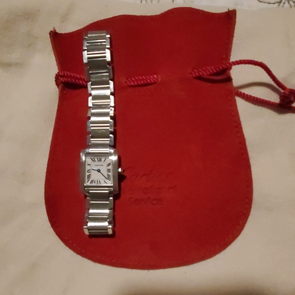 Cartier franchise small tank 24 mm